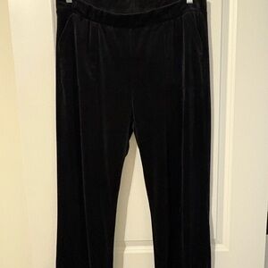 Leo & Nicole Black Velvet Wide Leg Pants